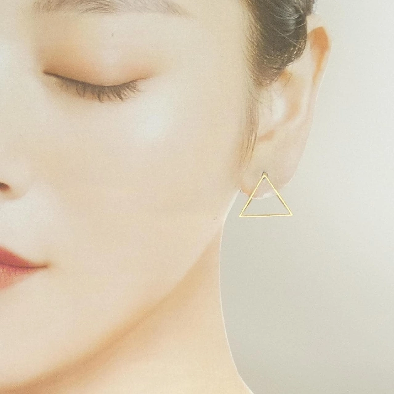 Khuyên tai hình tam giác Shihara - Hàng hiệu Authentic 843533