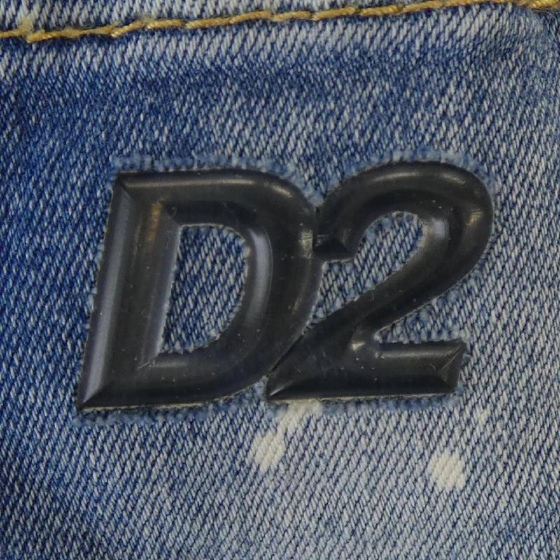 Quần jeans DSQUARED2 S71LB1391 - Hàng hiệu Authentic 885391