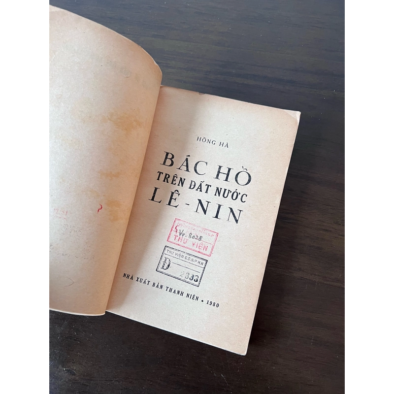 Bác Hồ trên đất Lê-nin 526014