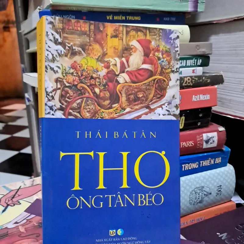 Sách có chữ ký tác giả ,chất giấy nhẹ in năm 2014 993855