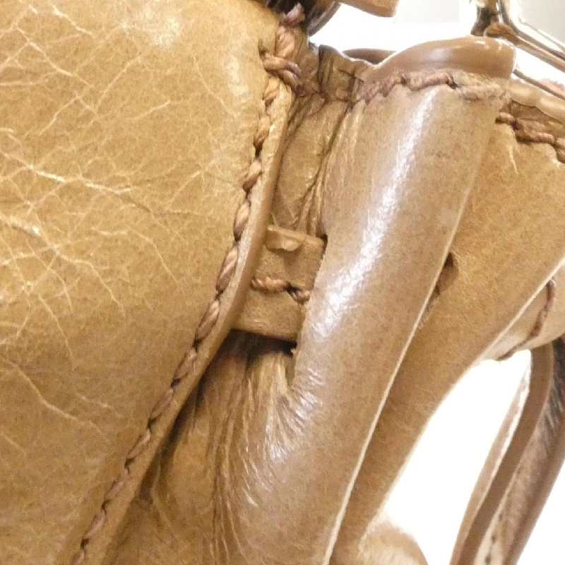 Túi xách Miu Miu RT0383 - Hàng hiệu Chính hãng 764446