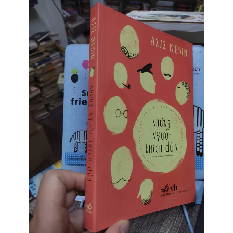 Sách: Những người thích đùa (B1) Tác giả: Aziz Nesin 694539