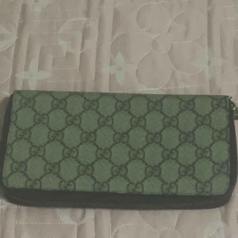Ví cầm tay gucci 549110
