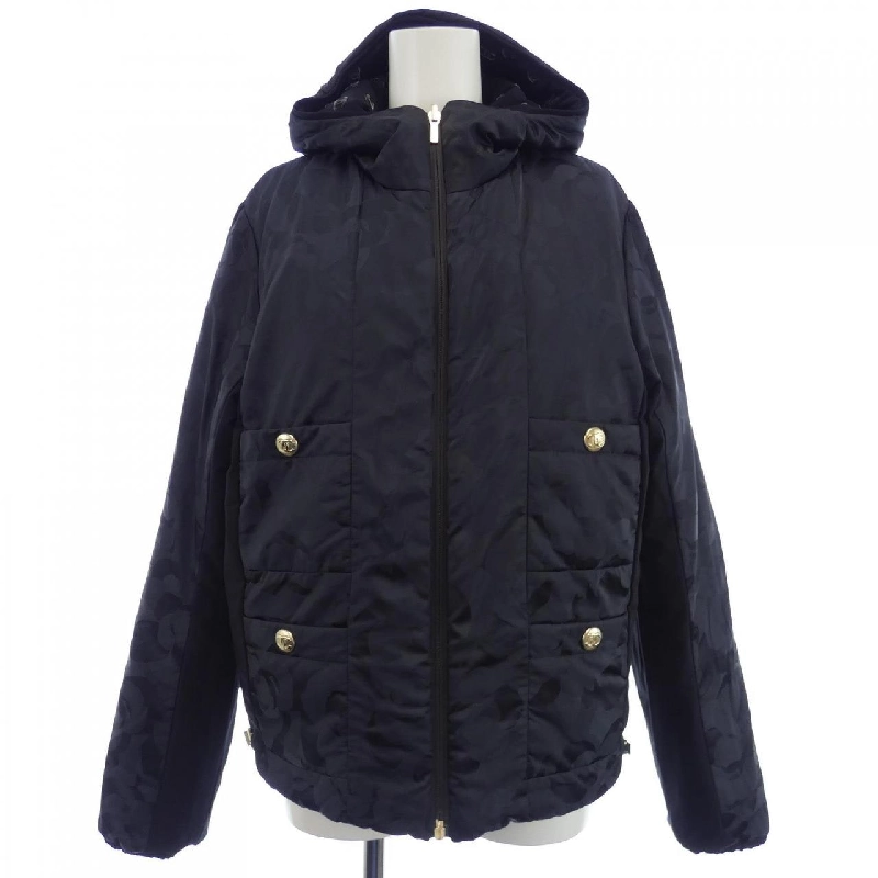 Áo khoác lông vũ CHANEL 635195