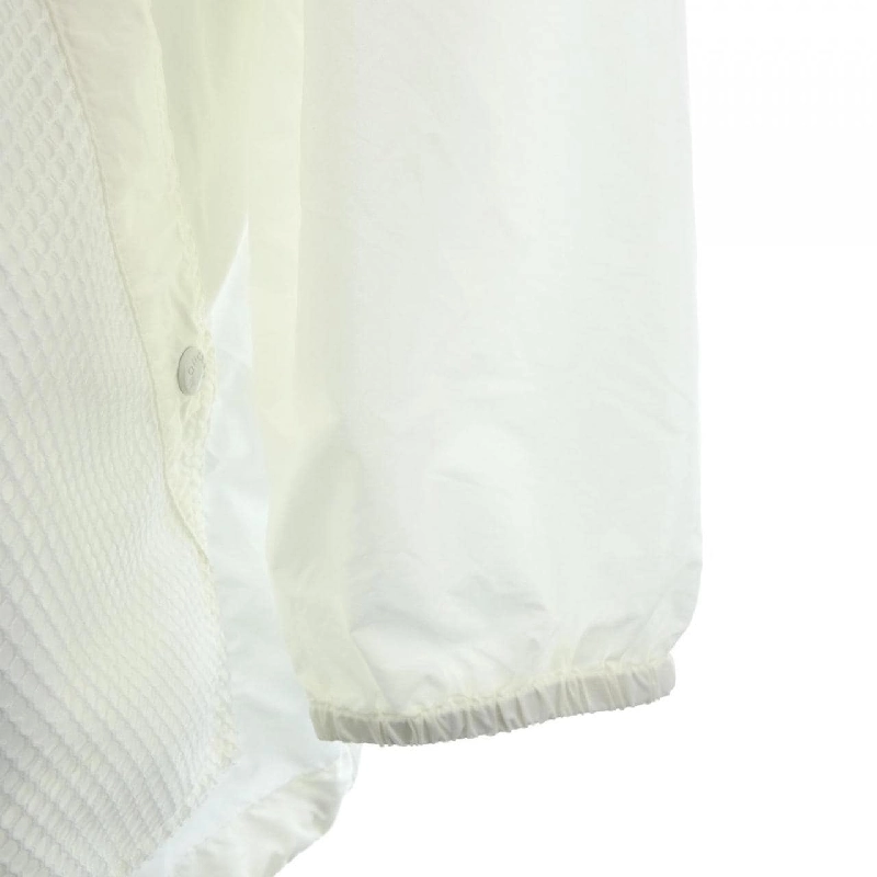 Áo khoác MONCLER IOLE 633526