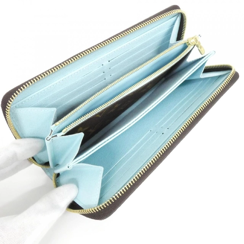 Ví Zippy Louis Vuitton Monogram (Vivienne Holiday) M12223 621906