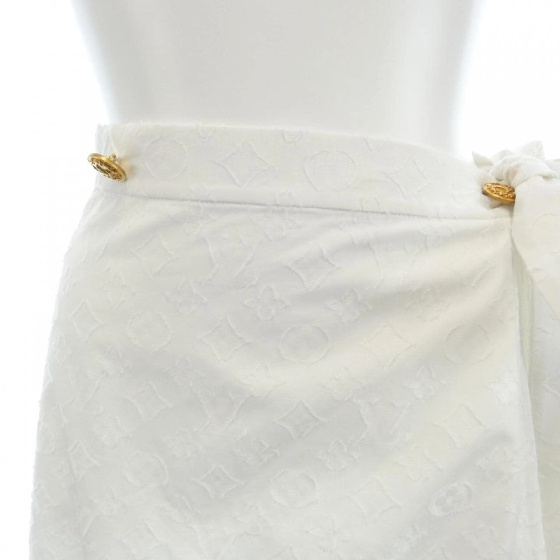 Chân váy cuốn Monogram Relief của Louis Vuitton FNSK18AQV - Hàng hiệu Authentic 818060