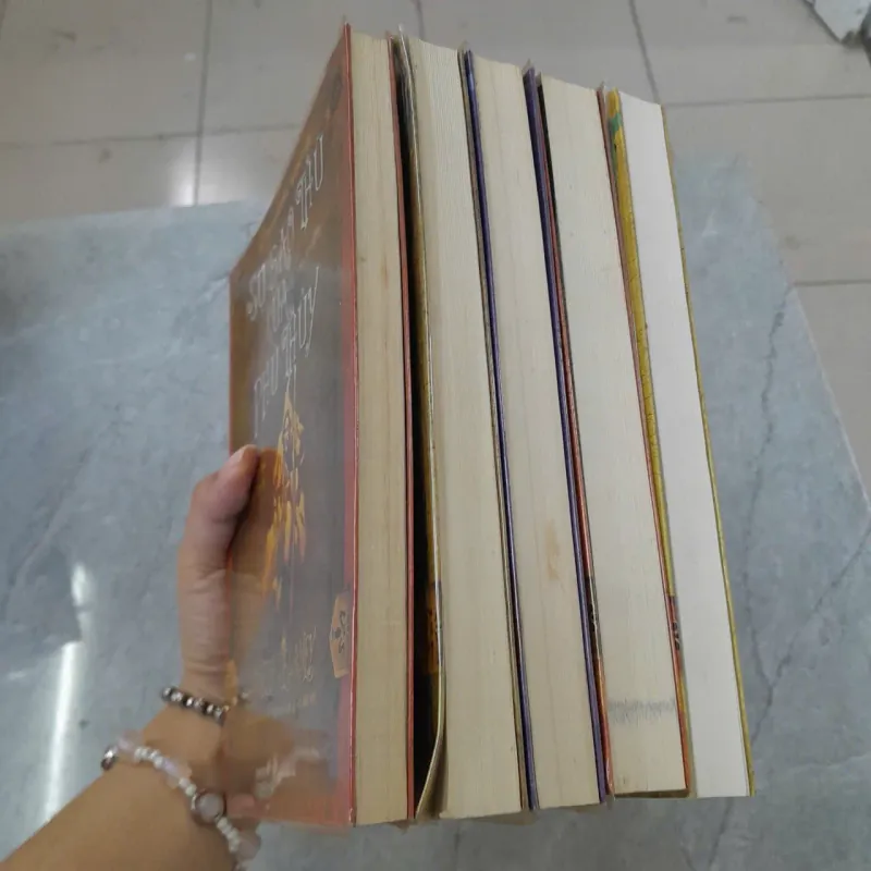 SERIES CẬU BÉ HỌC VIỆC VÀ THẦY TRỪ TÀ - JOSEPH DELANEY 759820