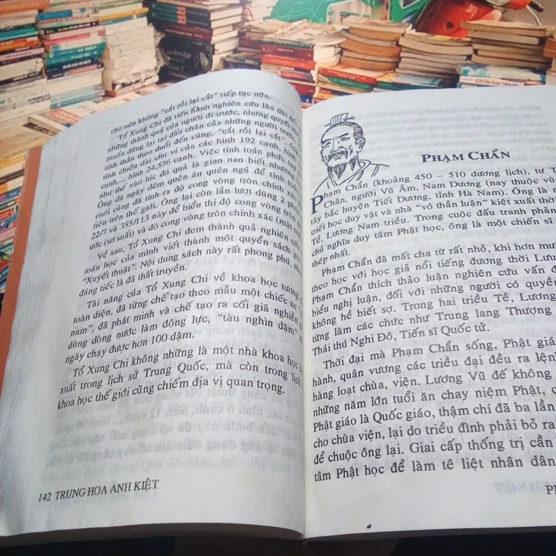 TRUNG HOA ANH KIỆT  706684