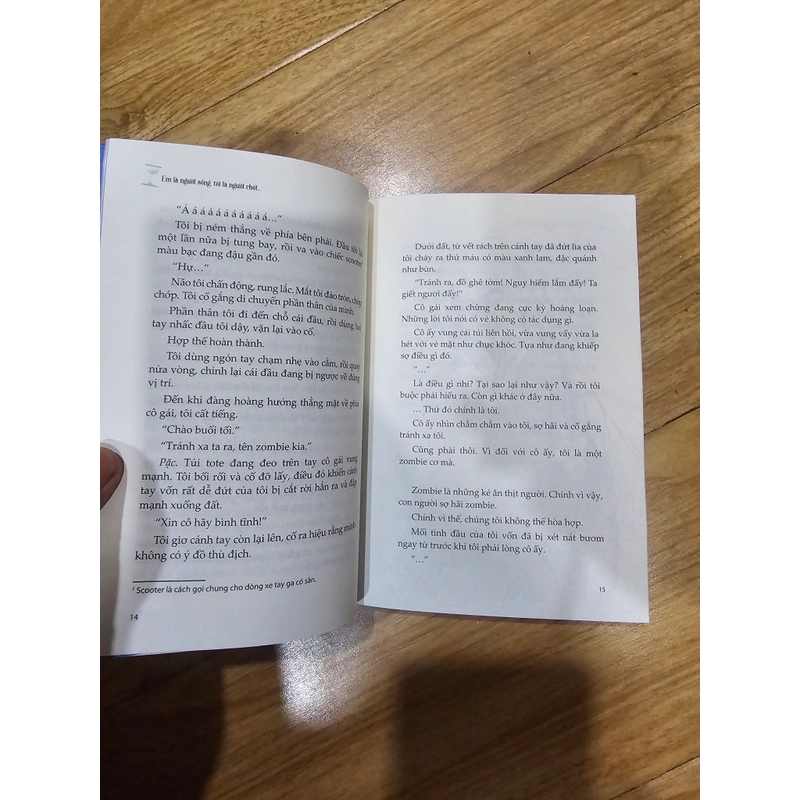 Em là người sống, tôi là người chết. Thế giới đôi lúc lại đảo ngược. 
57k (bìa 115k) 459905