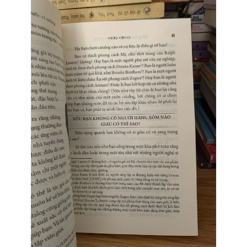 Sống sang với chiếc ví mỏng -Lam Phương 787679