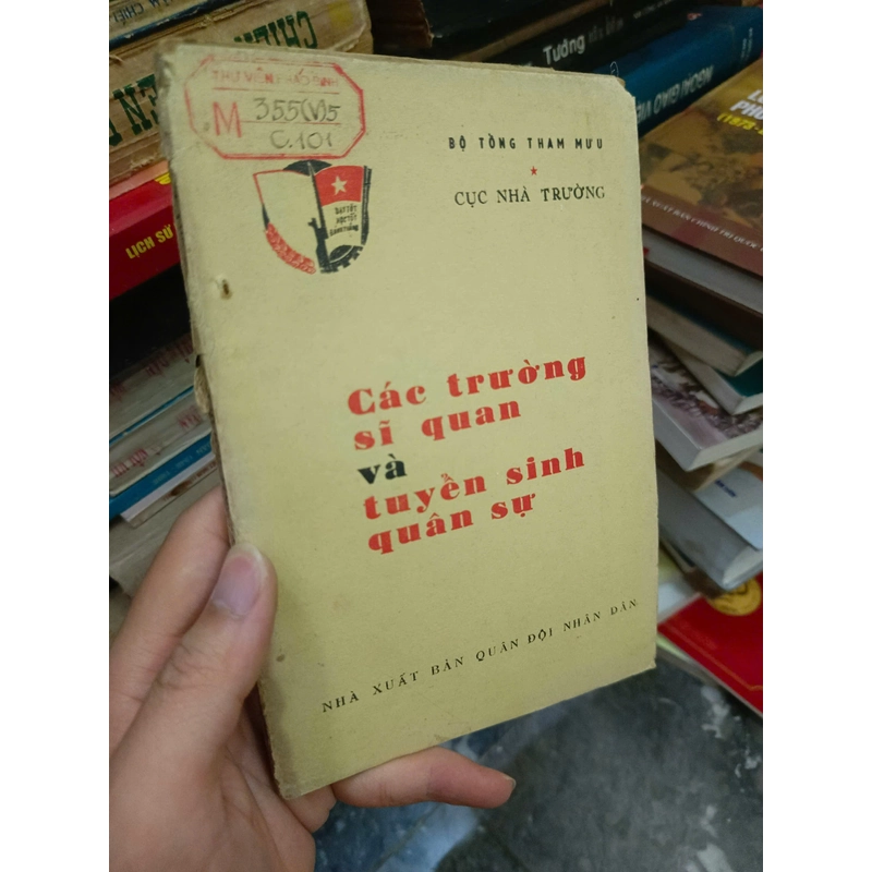 Các trường sĩ quan và tuyển sinh quân sự 445184
