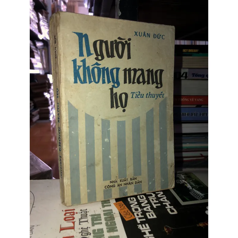 Người không mang họ - Xuân Đức 788954