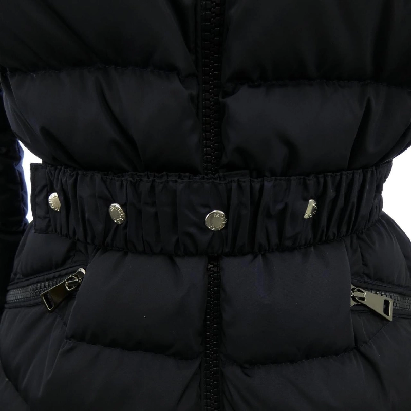 Áo khoác lông vũ MONCLER 642071