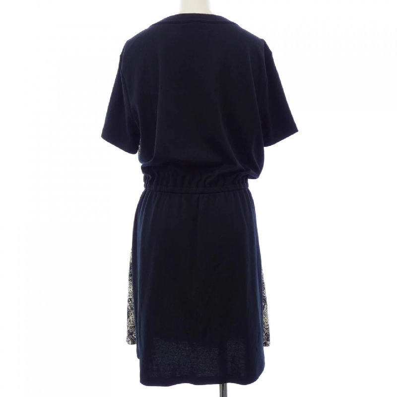 Đầm LOUIS VUITTON FADR55Q1R 646787