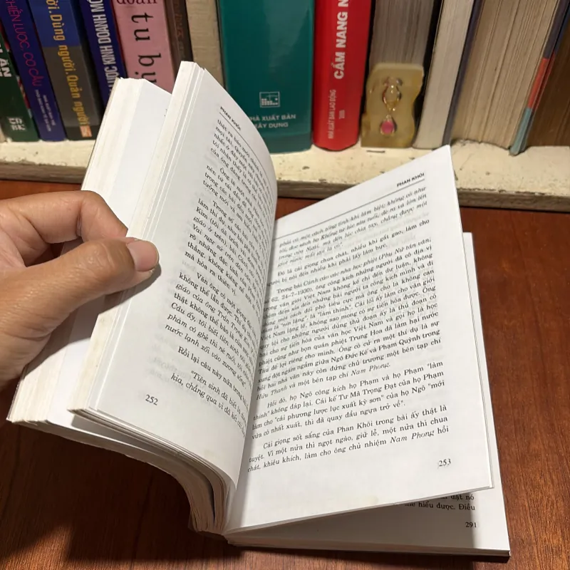 II Văn Học Việt Nam: Nhà Văn Hiện Đại (Tập 1) - Vũ Ngọc Phạn - 1994 791522