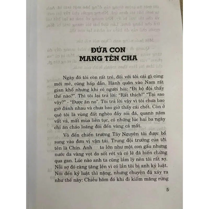 Cô Gái Vùng Chiến Tuyến – Tập ký chiến tranh sâu sắc 605978