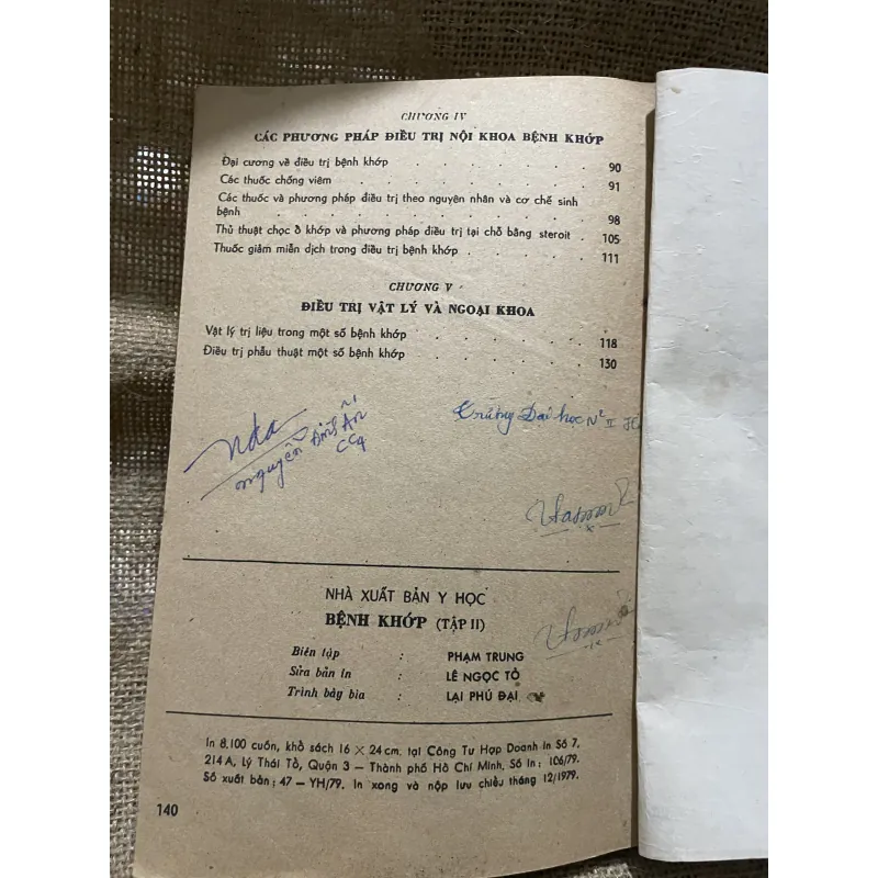 Bệnh Khớp - bác sĩ Trần Ngọc An- Phạm khuê - sách y khổ lớn  799778