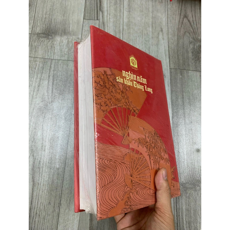 Nghìn năm sân khấu thăng long. Nguyên seal. 1a1 509611