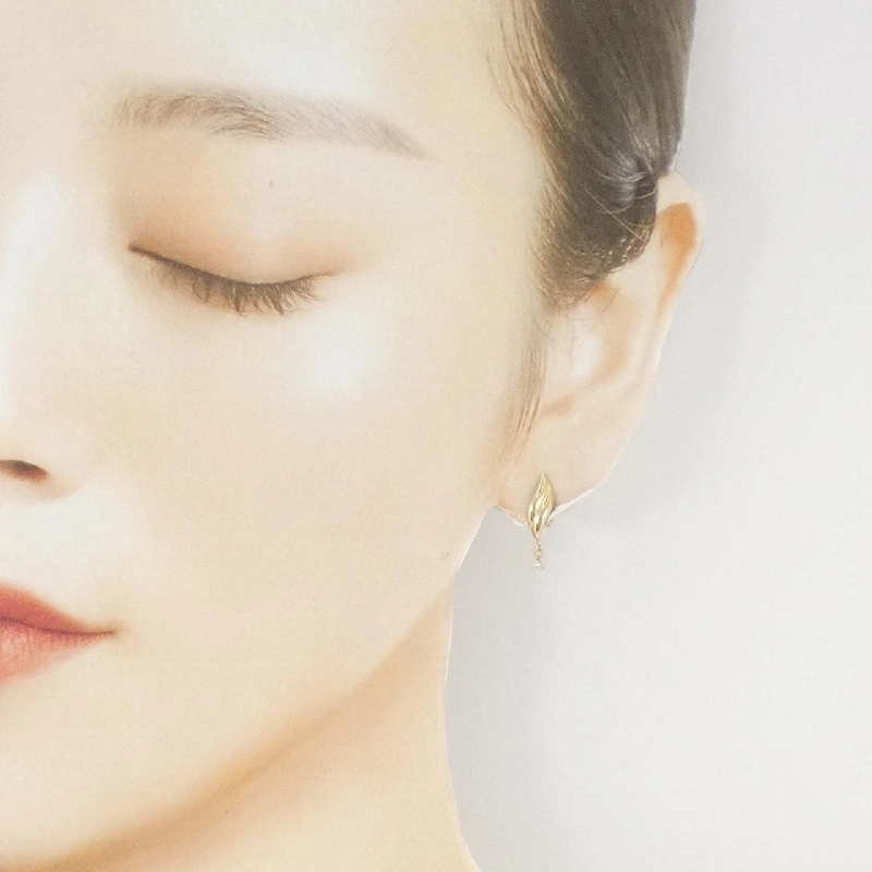 K18YG Bông tai kim cương 0.028CT - Hàng hiệu Chính hãng 866219