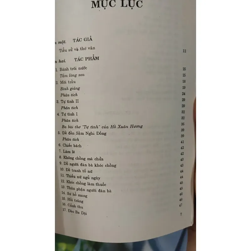 Hồ Xuân Hương - Tác giả và tác phẩm văn học dành cho học sinh tham khảo - Nguyễn Bích Thuận biên soạn 798327