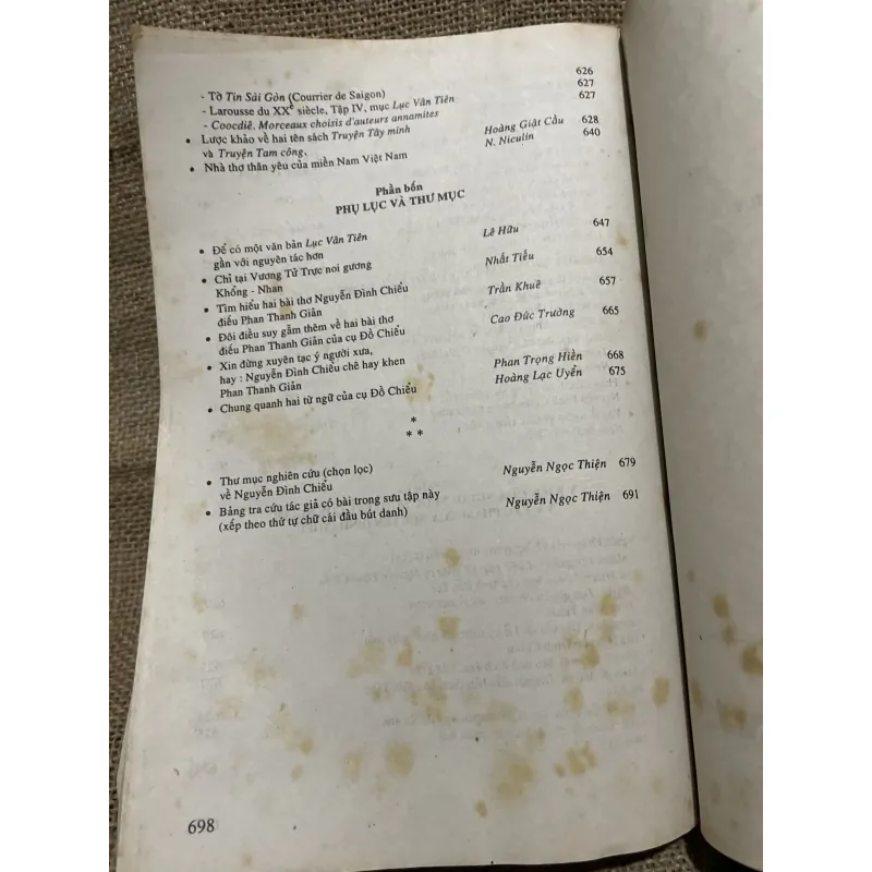 Nguyễn đình Chiểu: tác gia và tác phẩm sức khổ lớn- 700 trang  933845