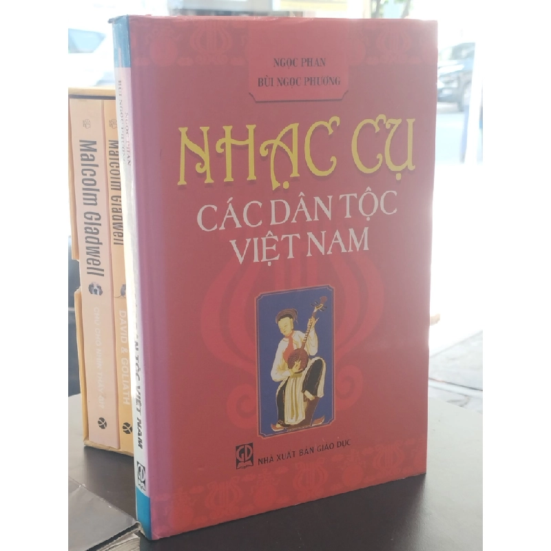 Nhạc cụ các dân tộc Việt Nam - Ngọc Phan, Bùi Ngọc Phương 377306