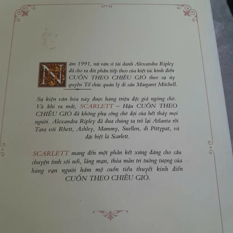 SCARLETT HẬU CUỐN THEO CHIỀU GIÓ - VŨ THÙY LINH 784328