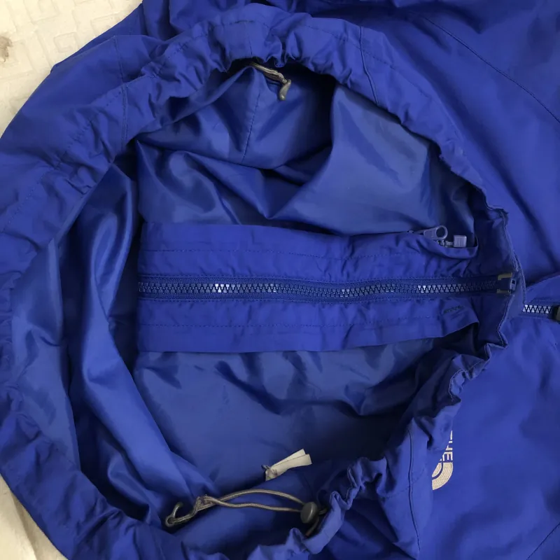 Khoác gió 2lớp hiệu TNF size L  1000919