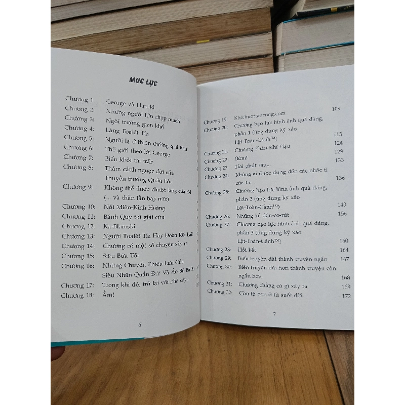 Thuyền trưởng quần lót và thảm cảnh ngược đời của người Toalét Tía - Dav Pilkey (Đào Ngọc Lam dịch) 733459
