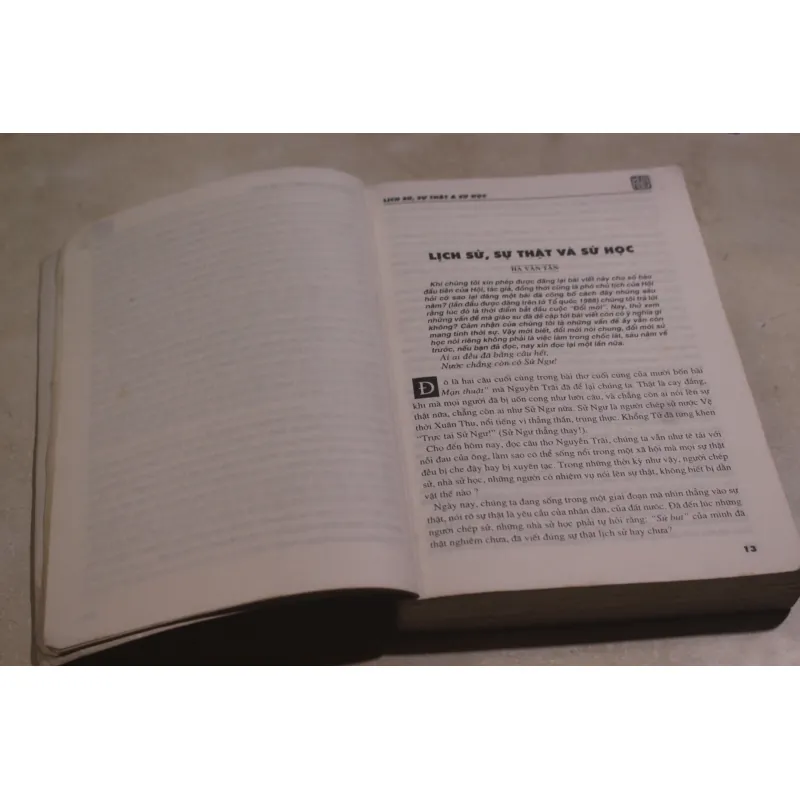 Lịch sử sự thật & sử học 971812