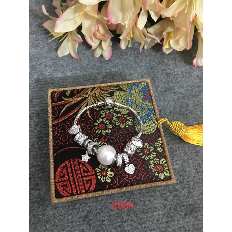 Vòng Pandora  961225