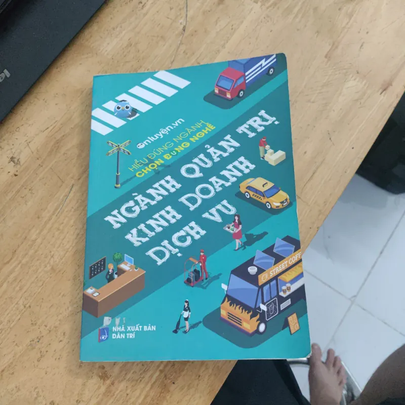 Ngành quản trị kinh doanh dịch vụ  975543