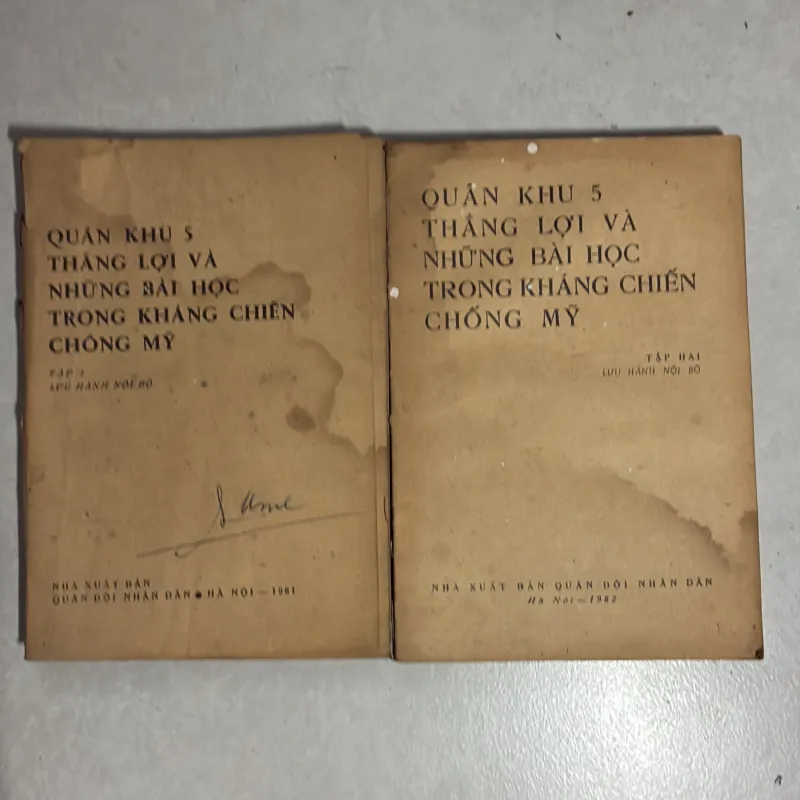 Quân khu 5 thắng lợi và những bài học trong kháng chiến chống Mỹ (2 tập) 778666