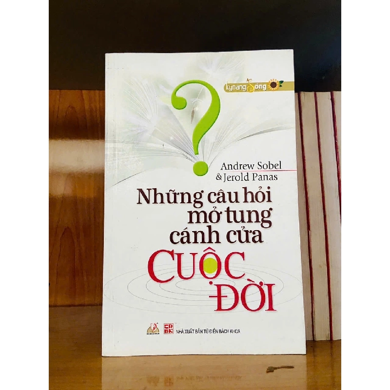 Những câu hỏi mở tung cánh cửa cuộc đời - KỸ NĂNG - VAVO2911-129 924566