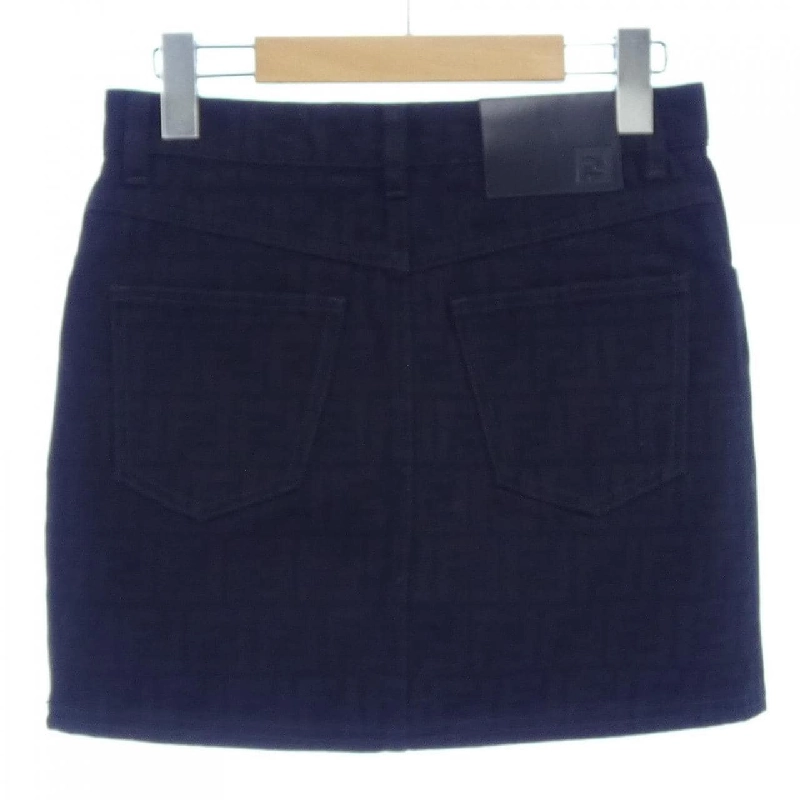 FENDI FLQ583 AT1B Váy - Hàng hiệu Chính hãng 818992