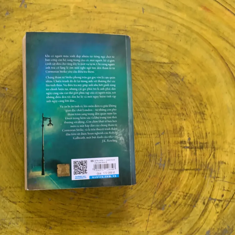 CON CHIM KHÁT TỔ - ROBERT GALBRAITH  1037660