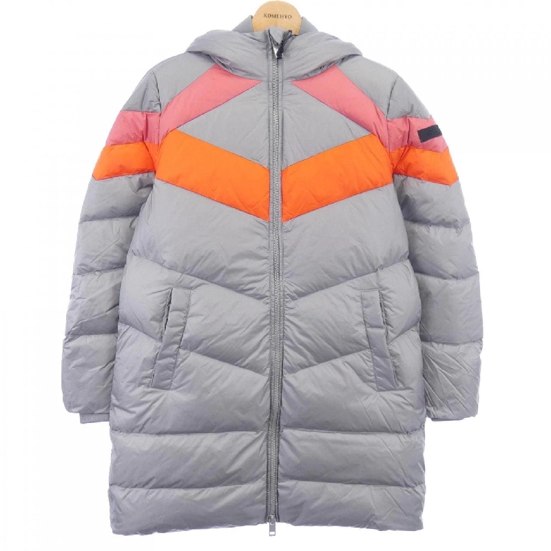 Áo khoác lông vũ DIESEL - Hàng hiệu Chính hãng 822626