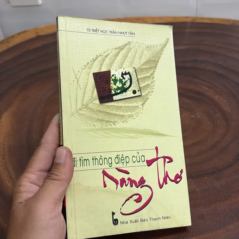II Thơ: Đi Tìm Thông Điệp Của Nàng Thơ - Tiến Sĩ Triết Học Trần Nhựt Tân - 2004 1000913