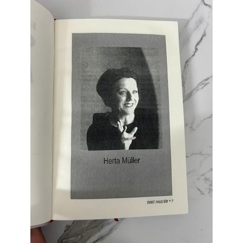 Thú người - Herta Müller - NOBEL VĂN CHƯƠNG 2009 779965