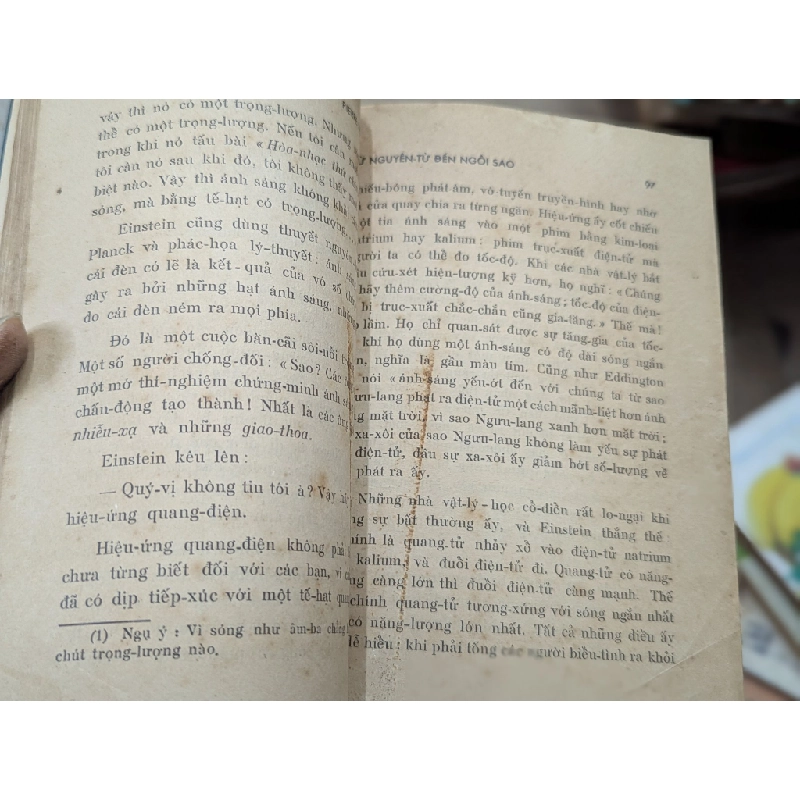 Từ nguyên tử đến ngôi sao - Piere Rousseau 125835