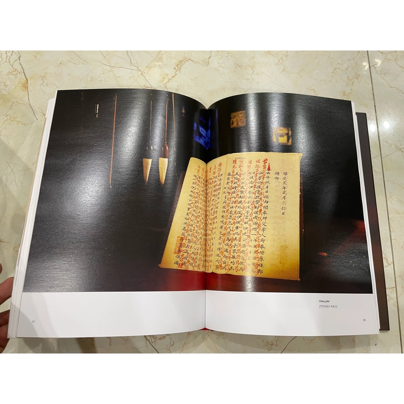 Châu Bản Triều Nguyễn - Di sản tư liệu thế giới  (b) 444696