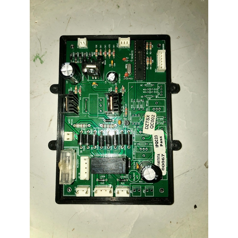 Hộp điện Nhật tháo máy như hình 463818