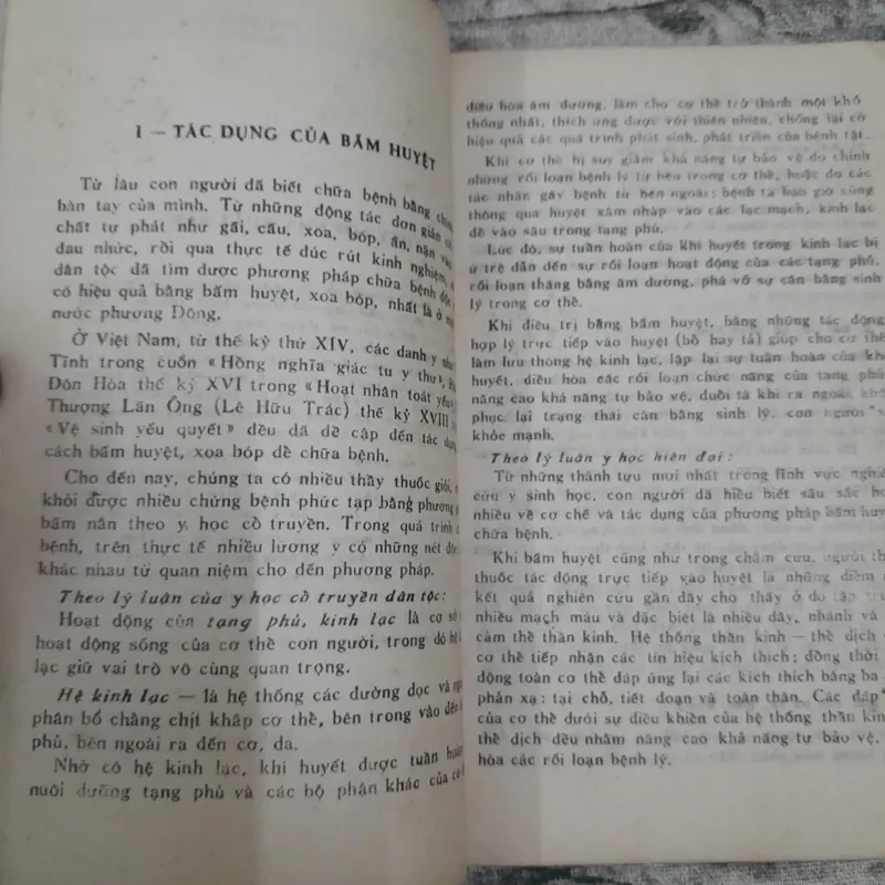 Bấm huyệt chữa bệnh Tập 1. B.s. Chu Quốc Trường...in năm 1987 728427