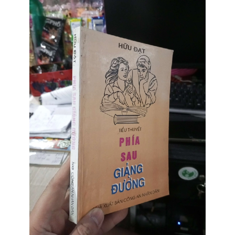 Phía Sau Giảng Đường - Hữu Đạt 1998 mới 80% ố (Sách văn học) HCM1304 1011571