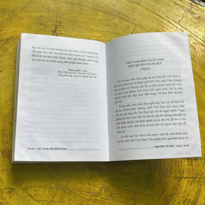 VIỆT NAM BỐN NGÀN NĂM- NGUYỄN THỊ HUỆ 609588