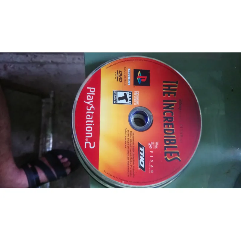 08 Đĩa game ps2 và 04 vỏ hộp  1020317