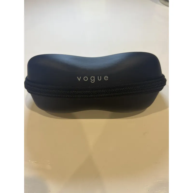 Hộp kính mắt Vogue chính hãng còn mới 934337