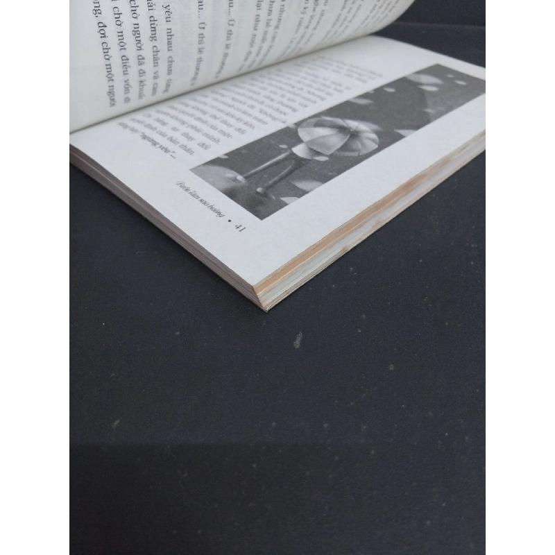 Buồn làm sao buông mới 80% ố vàng 2014 HCM2811 Anh Khang VĂN HỌC 918209