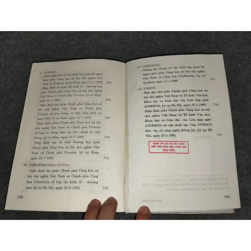 NIÊN GIÁM CÁC ĐIỀU ƯỚC QUỐC TẾ NƯỚC CỘNG HOÀ XÃ HỘI CHỦ NGHĨA VIỆT NAM KÝ NĂM 1992 701100